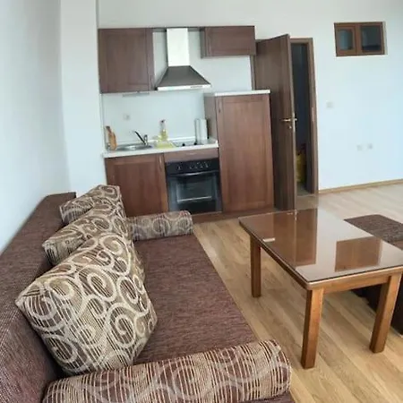 даник Apartamento *