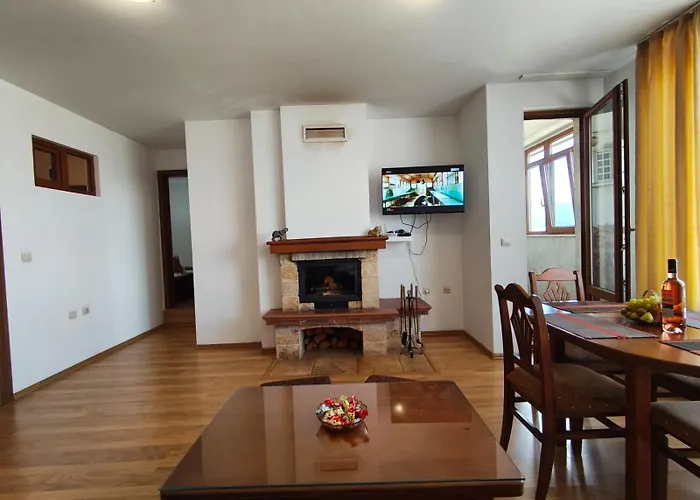 Danik River Glaznel 公寓 班斯科